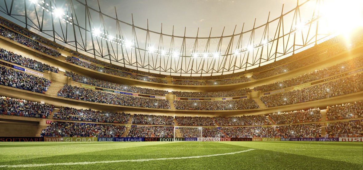 主裁判吹了北京国安的手球犯规！主裁判认为江文豪有手球犯规！但是江文豪一直示意球是擦到了他的肋部！回看也是一样！！！！！